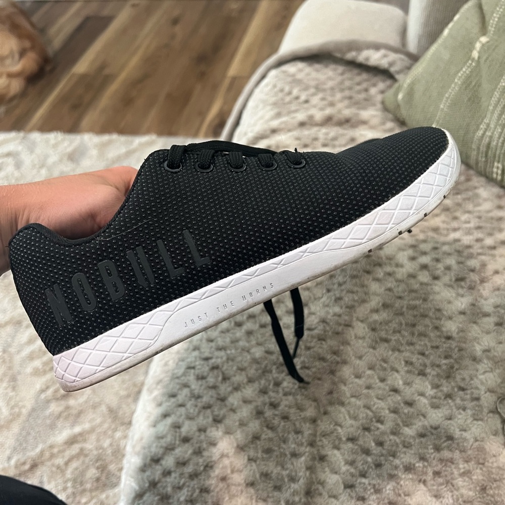 8.5 Women’s No Bull Trainers